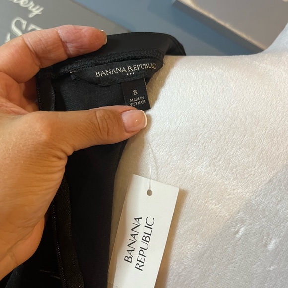 Banana Republic black dress - Picture 5 of 5